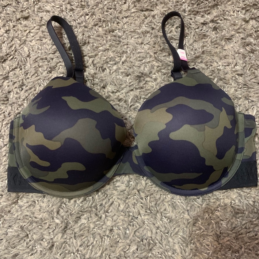 New t shirt bra